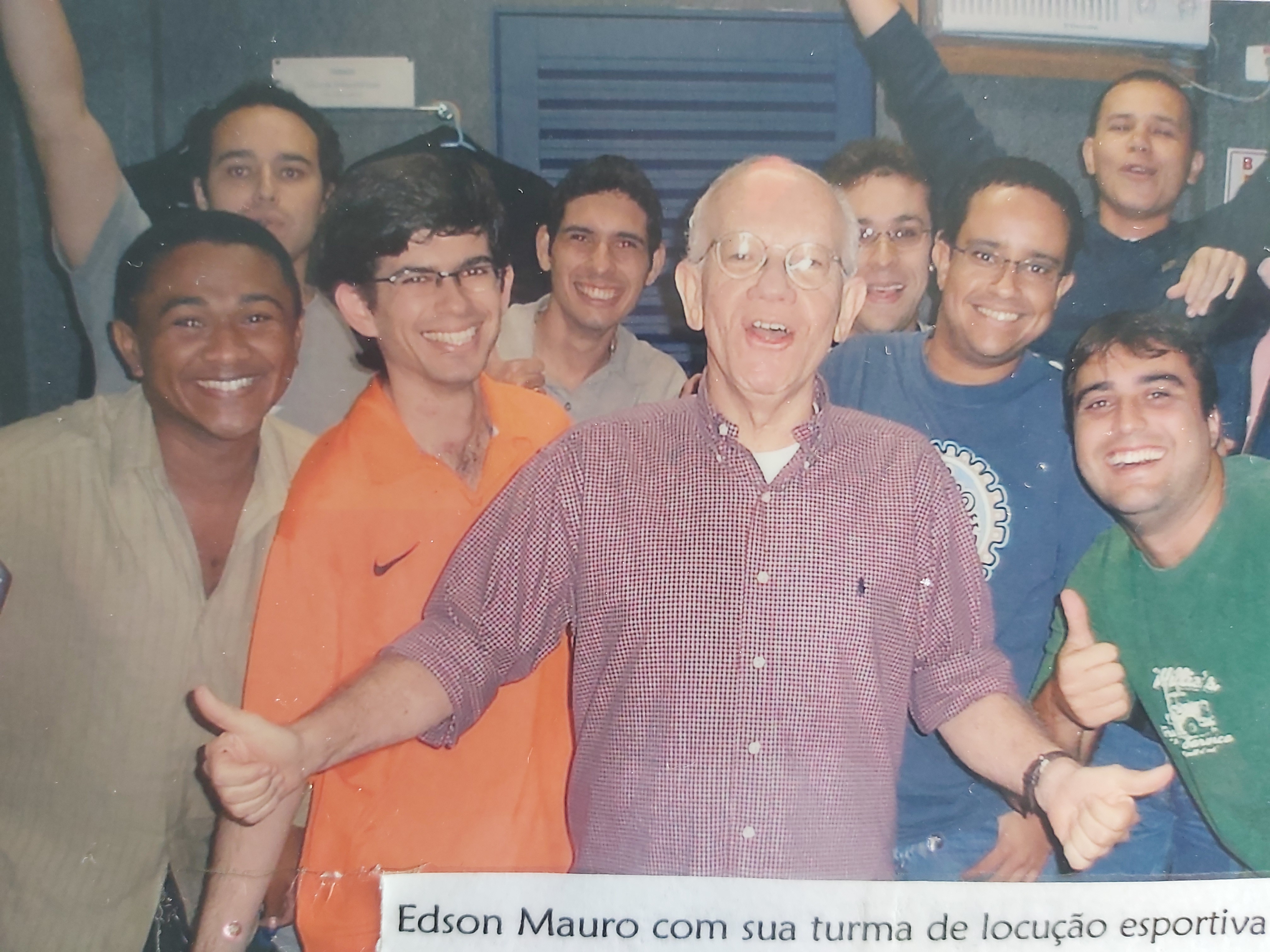 Turma de alunos da Escola de Rádio