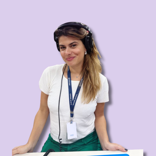 Mônica Bittencourt, locutora publicitária e locutora da Rádio Mix