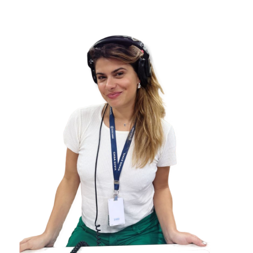 Mônica Bittencourt, locutora publicitária e locutora da Rádio Mix